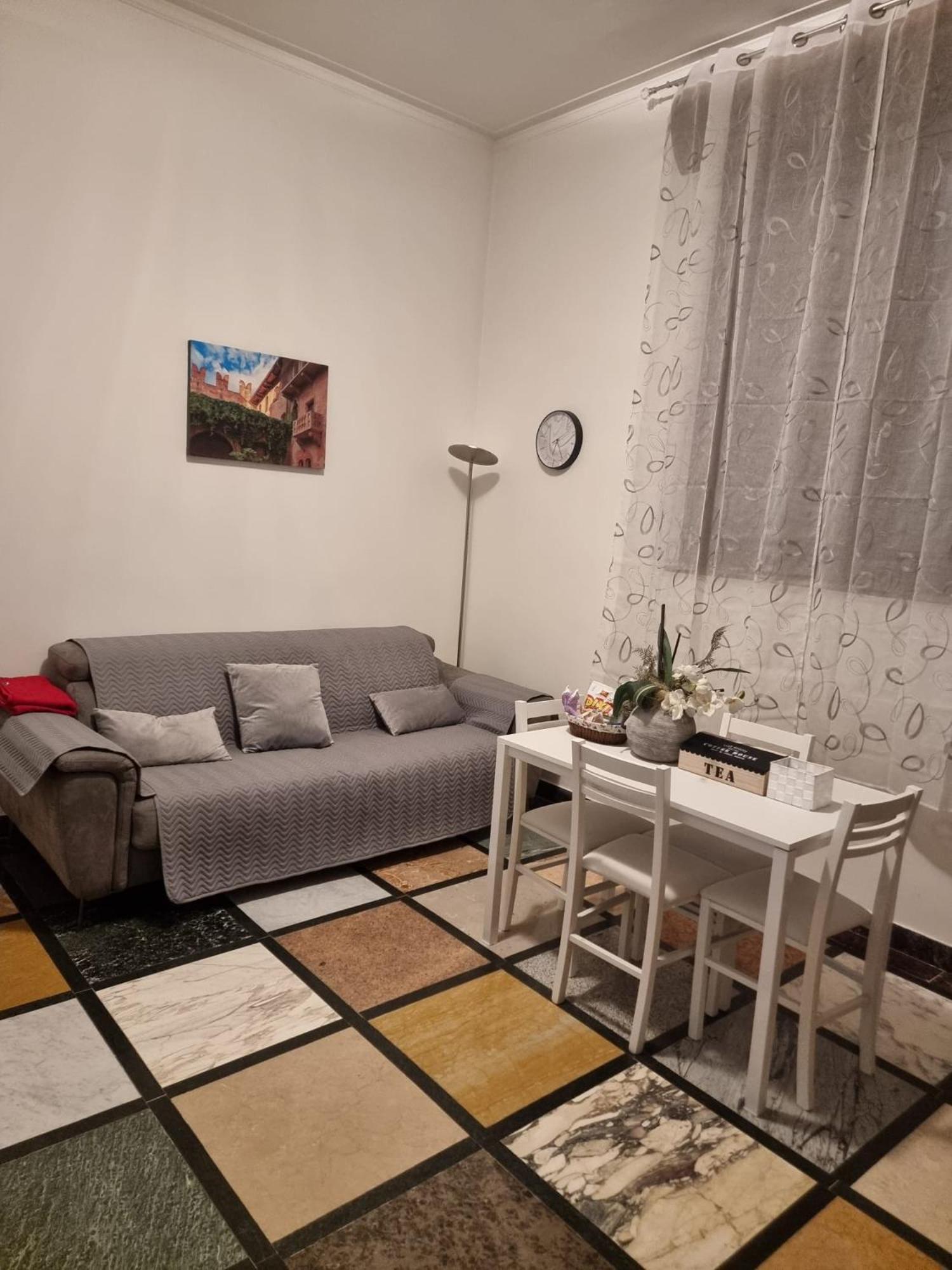 You & Me Garibaldi Home Verona Center Luaran gambar
